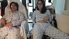 Mother and daughter orgasms live on the cam